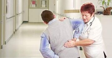Síntomas e tratamento da osteocondrose do lumbar